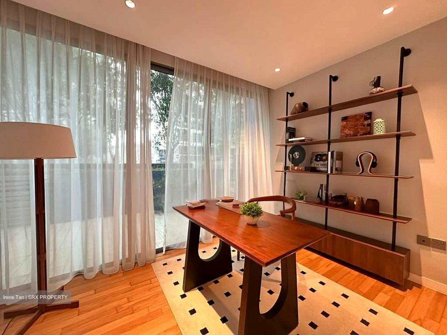 Miltonia Close (D27), Terrace #553489061